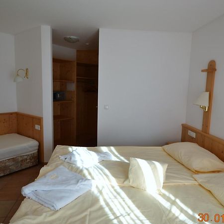 Appartement Hotel Sonneck Konigsleiten Chambre photo