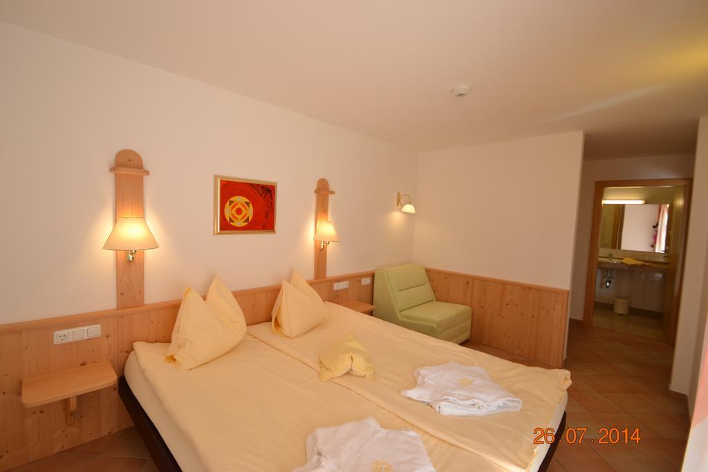 Appartement Hotel Sonneck Konigsleiten Chambre photo